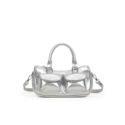 Mini bolsa crossbody prateada